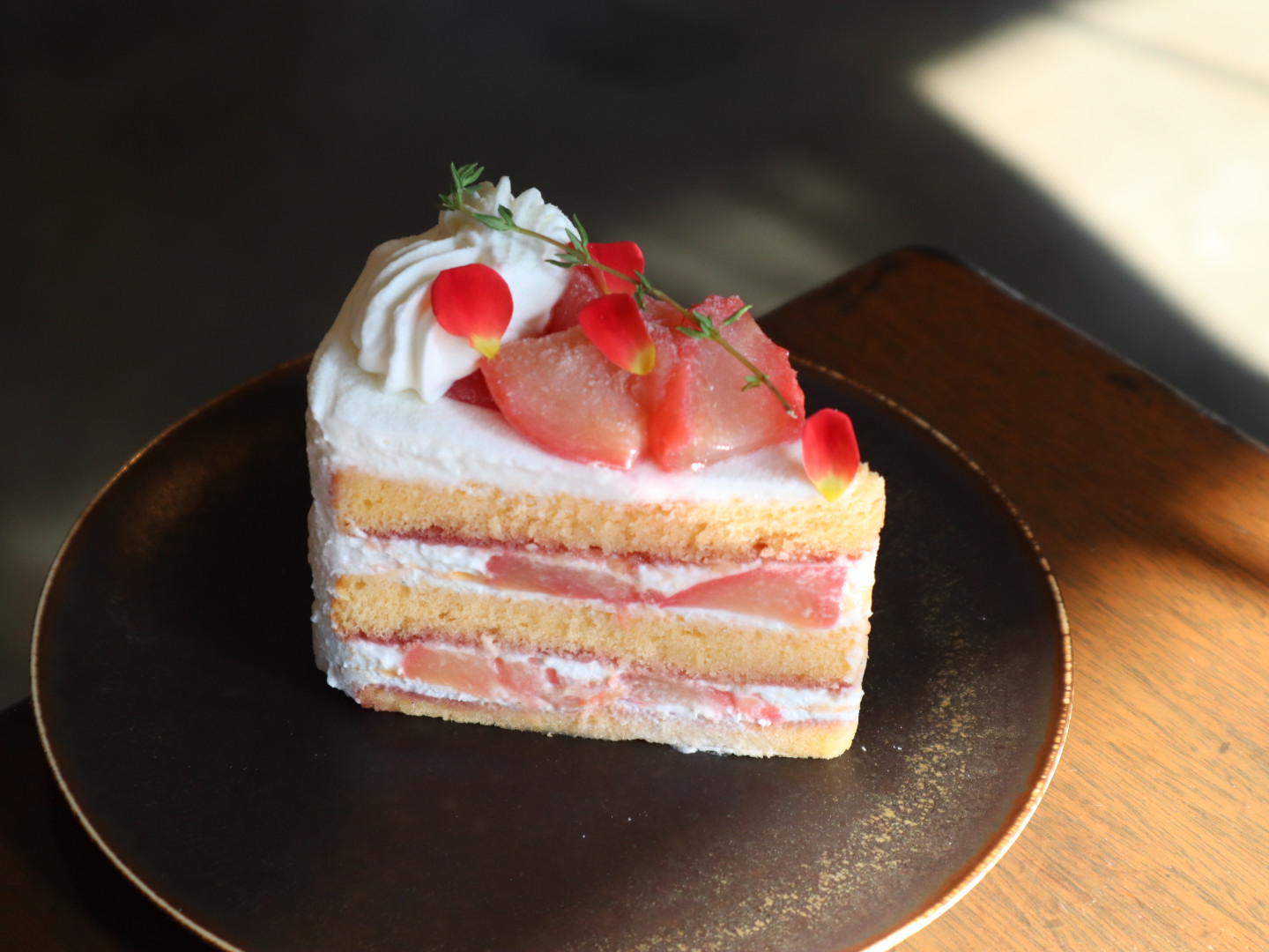 桃のショートケーキ | 自家焙煎珈琲濱田屋